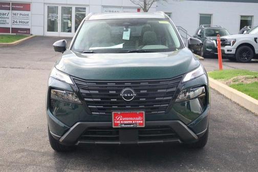 Obsidian Green 2026 Nissan Rogue Dark Armor
