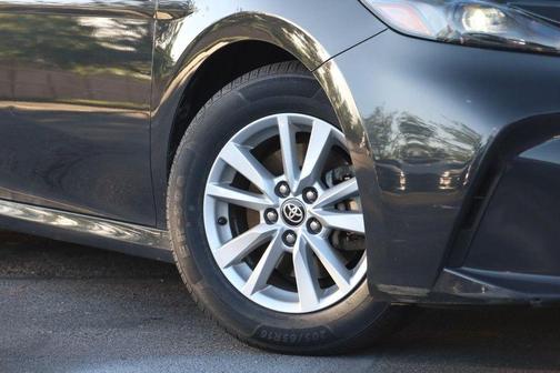 UNDERGROUND 2025 Toyota Camry LE