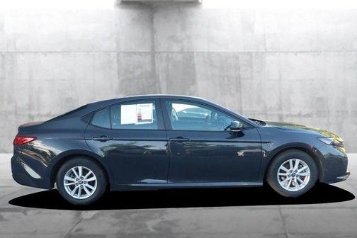 UNDERGROUND 2025 Toyota Camry LE