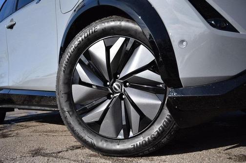 2024 Nissan ARIYA PLATINUM+