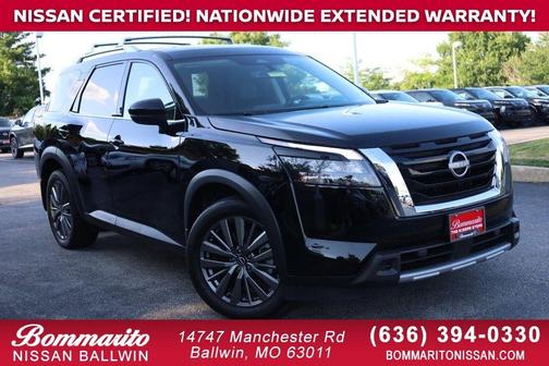 Super Black 2025 Nissan Pathfinder SL