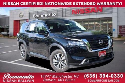 Super Black 2025 Nissan Pathfinder SV