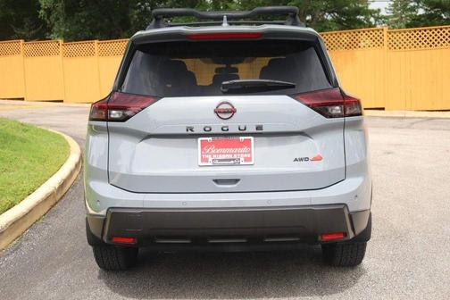 Boulder Gray Metallic 2025 Nissan Rogue Rock Creek