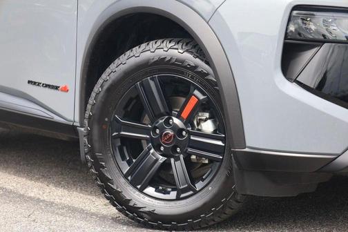 Boulder Gray Metallic 2025 Nissan Rogue Rock Creek