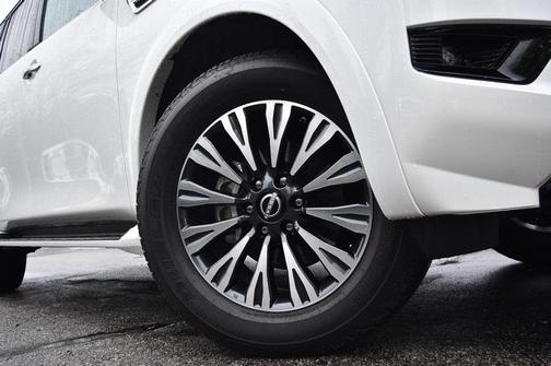 2024 Nissan Armada SL