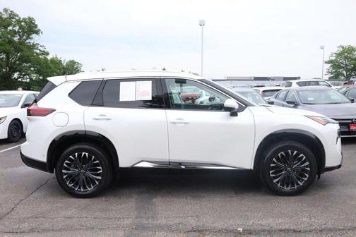 Pearl 2026 Nissan Rogue Platinum