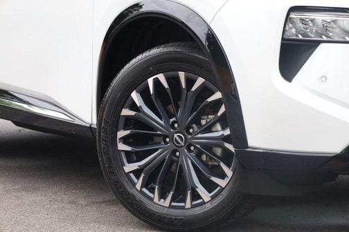 Pearl 2026 Nissan Rogue Platinum