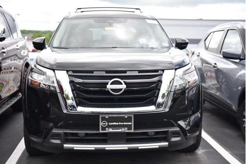 2024 Nissan Pathfinder Platinum