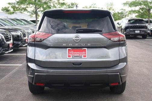 Gun Metallic 2025 Nissan Rogue SV