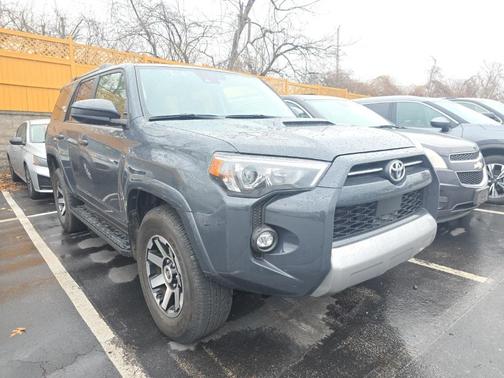2024 Toyota 4Runner TRD Off Road