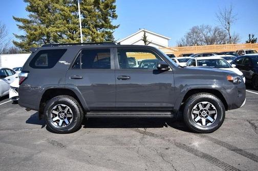 2024 Toyota 4Runner TRD Off Road