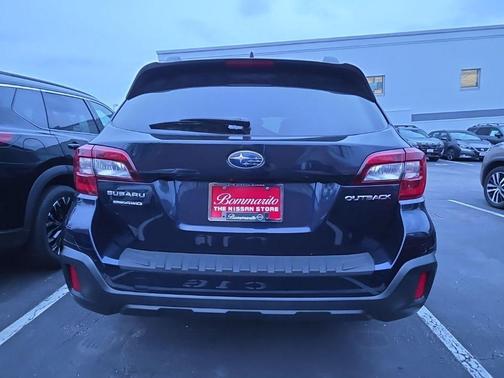 Dark Blue 2018 Subaru Outback 2.5i Limited