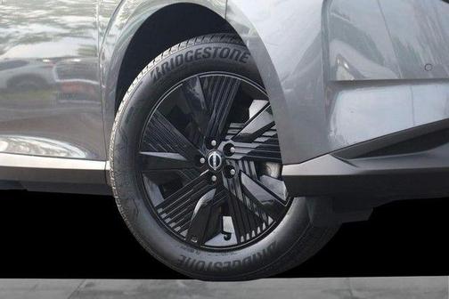 Gun Metallic 2025 Nissan Murano SV