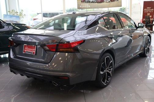 2t Gun Blk Roof 2026 Nissan Altima SR