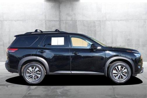 Black 2023 Nissan Pathfinder SV