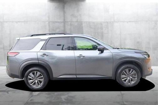 Gun Metallic 2025 Nissan Pathfinder SV