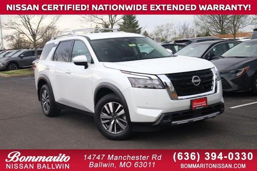 Pearl 2025 Nissan Pathfinder SL