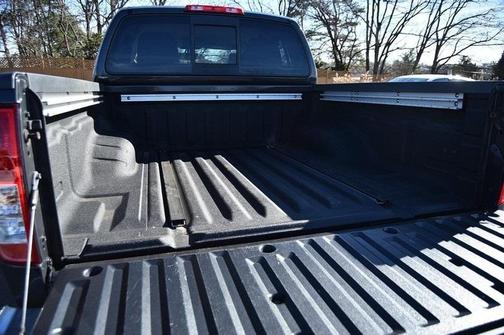 2015 Nissan Frontier SV