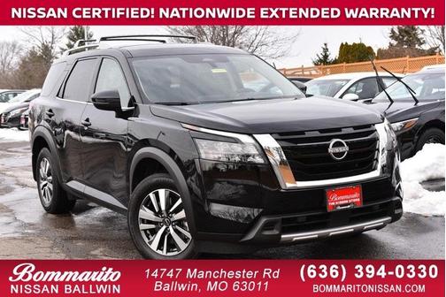 2025 Nissan Pathfinder SL