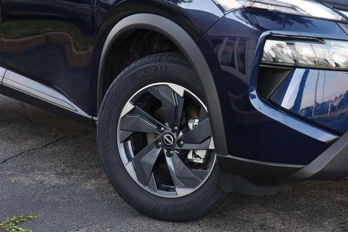 Deep Ocean Blue 2025 Nissan Rogue SV