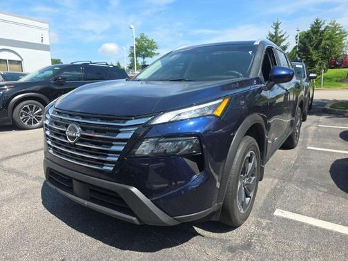 Deep Ocean Blue 2025 Nissan Rogue SV