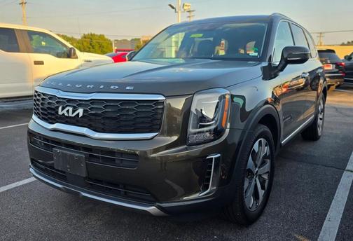 2022 Kia Telluride S
