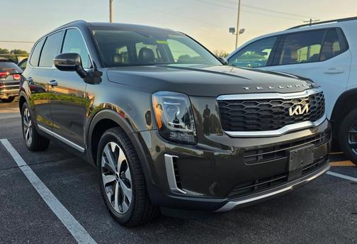 2022 Kia Telluride S