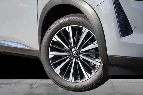 Boulder Gray Metallic 2026 Nissan Pathfinder Platinum