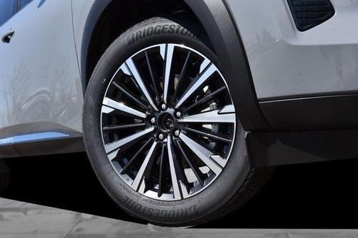 Boulder Gray Metallic 2026 Nissan Pathfinder Platinum