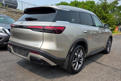 2024 INFINITI QX60 Luxe