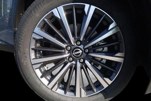 Boulder Gray Metallic 2026 Nissan Pathfinder Platinum