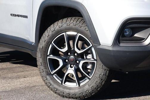 Silver 2025 Jeep Compass Trailhawk
