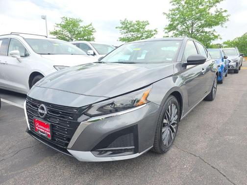 Gun Metallic 2025 Nissan Altima SV
