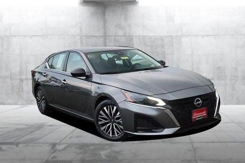 Gun Metallic 2025 Nissan Altima SV