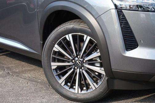 Gun Metallic 2026 Nissan Pathfinder Platinum