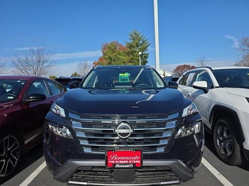 2024 Nissan Rogue SL