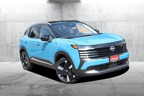 2t Ice Blk Roof 2025 Nissan Kicks SR