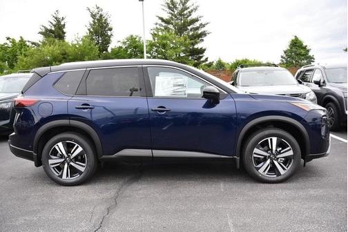 2025 Nissan Rogue SL