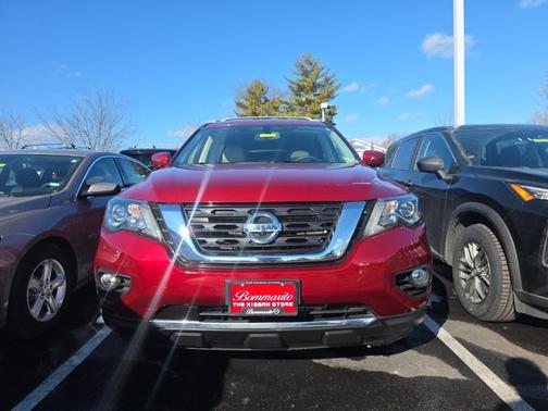 2019 Nissan Pathfinder Platinum