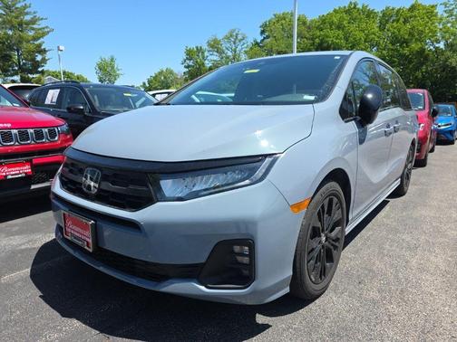 Sonic Gray Pearl 2025 Honda Odyssey Sport-L