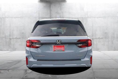 Sonic Gray Pearl 2025 Honda Odyssey Sport-L
