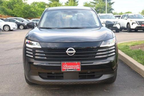 Super Black 2025 Nissan Kicks S