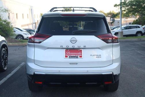 Everest White P 2026 Nissan Rogue Platinum