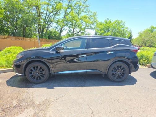 Black 2024 Nissan Murano SL
