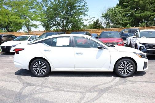 White 2025 Nissan Altima SV
