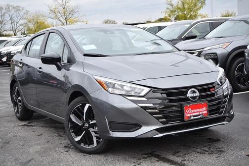 2025 Nissan Versa 1.6 SR