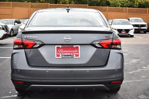 2025 Nissan Versa 1.6 SR