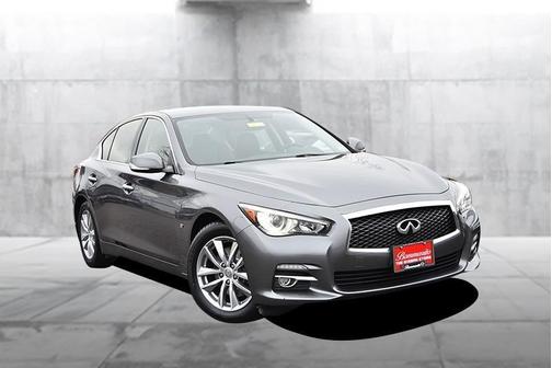 2015 INFINITI Q50 Premium