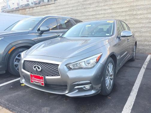 2015 INFINITI Q50 Premium