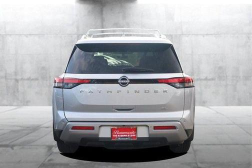 Brilliant Silver Metallic 2025 Nissan Pathfinder SL